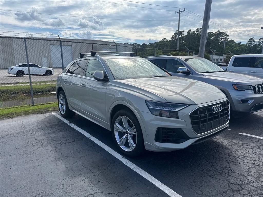 2023 Audi Q8 Premium Plus