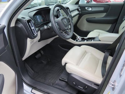 2022 Volvo XC40 Inscription