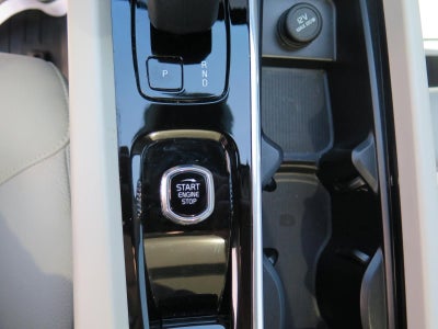 2024 Volvo XC60 Plus Dark Theme